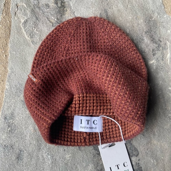 Anthropologie- ITC SUSTAINABLE Waffle Beanie - Picture 5 of 5